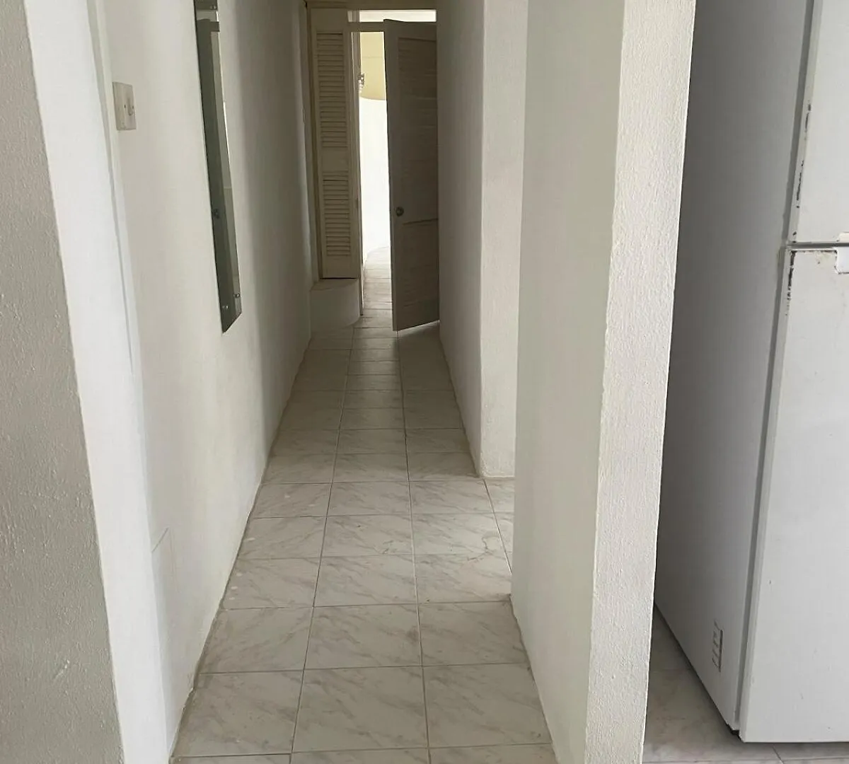 Cozy 2 Bedroom Furnished Apartment, Oistins Ch Ch Christ Church