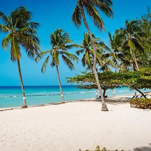 Coconut Court Hotel
